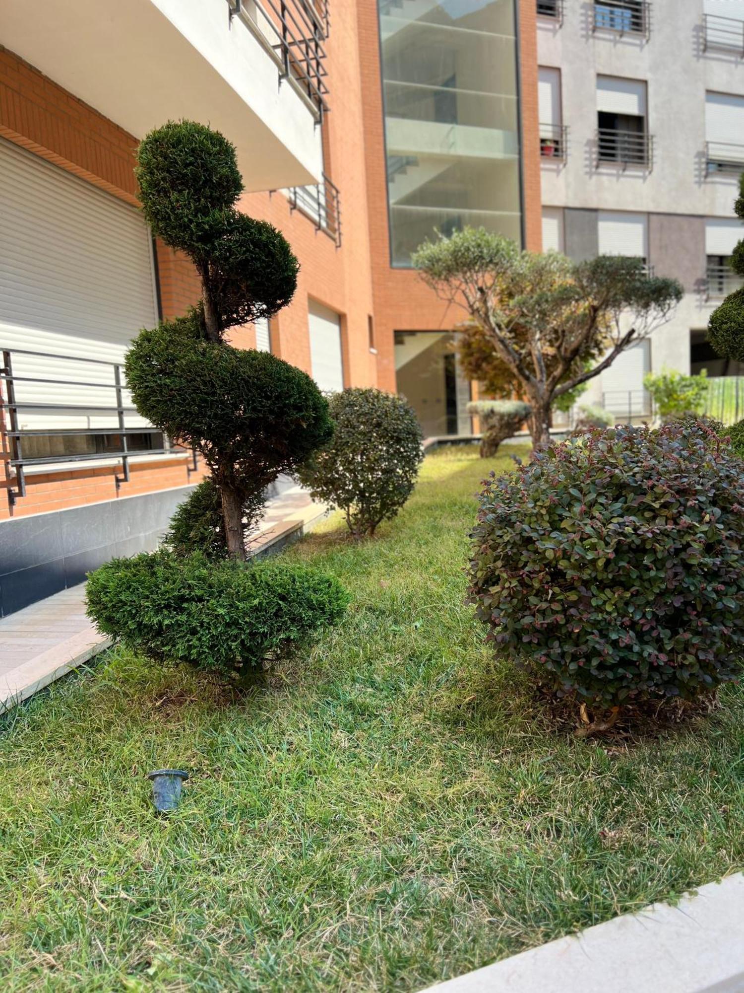 Nemis Apartments In The Centre Of Tirana Four Free Parking Exteriör bild