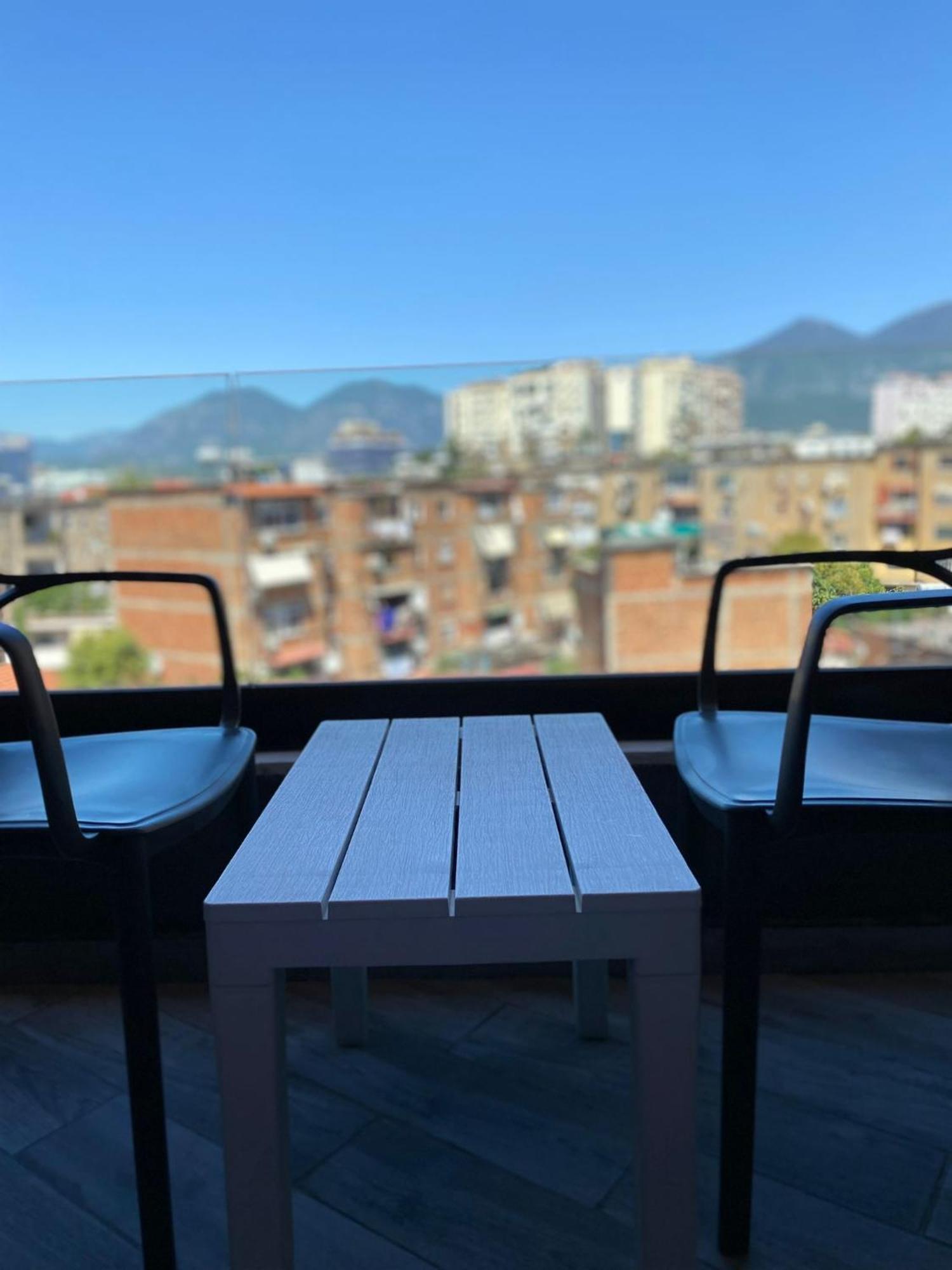 Nemis Apartments In The Centre Of Tirana Four Free Parking Exteriör bild