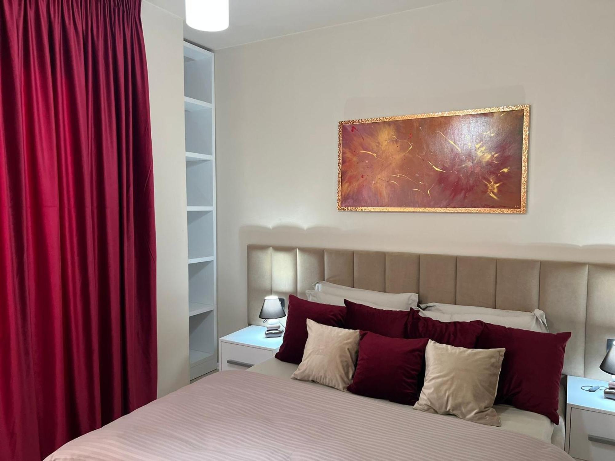 Nemis Apartments In The Centre Of Tirana Four Free Parking Exteriör bild